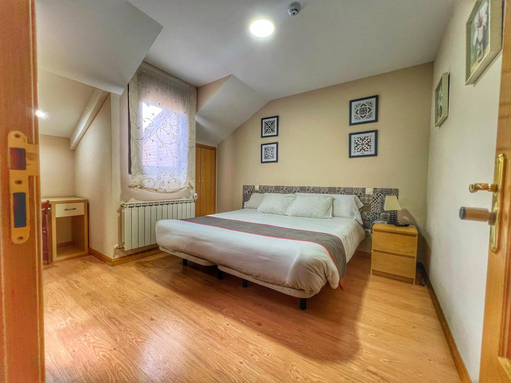 Hostal La Colmena Vicolozano Экстерьер фото